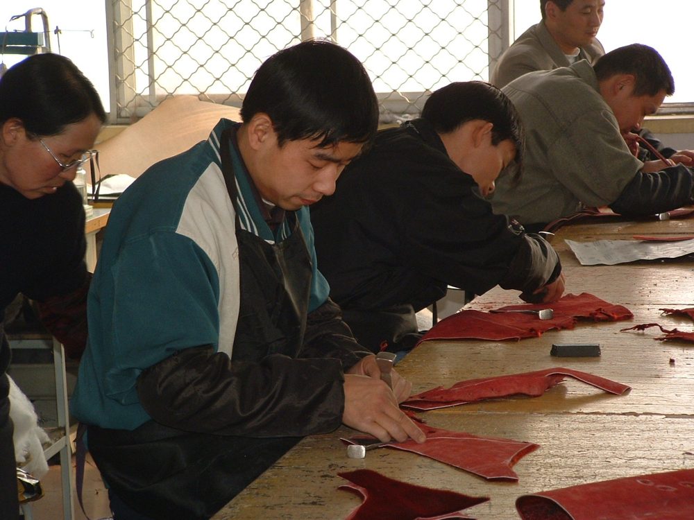 Trabajadoras en una línea de producción de una fábrica china