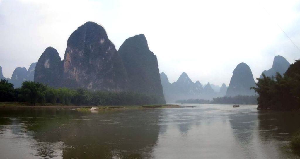 Excursión privada al amanecer en la montaña Xianggong