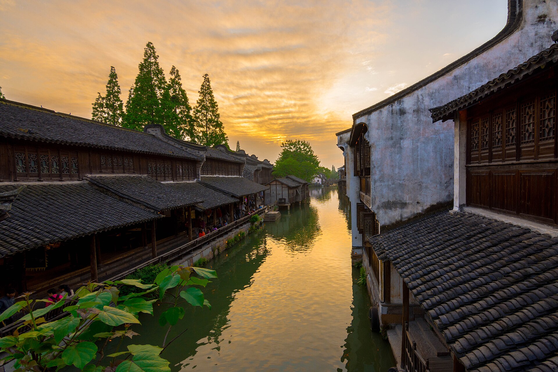 Casas junto al canal en Zhouzhuang