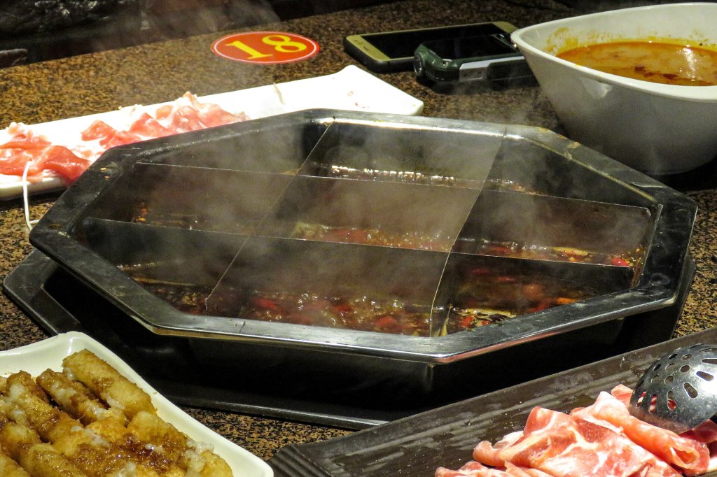 Tour nocturno y gastronómico privado por Chongqing