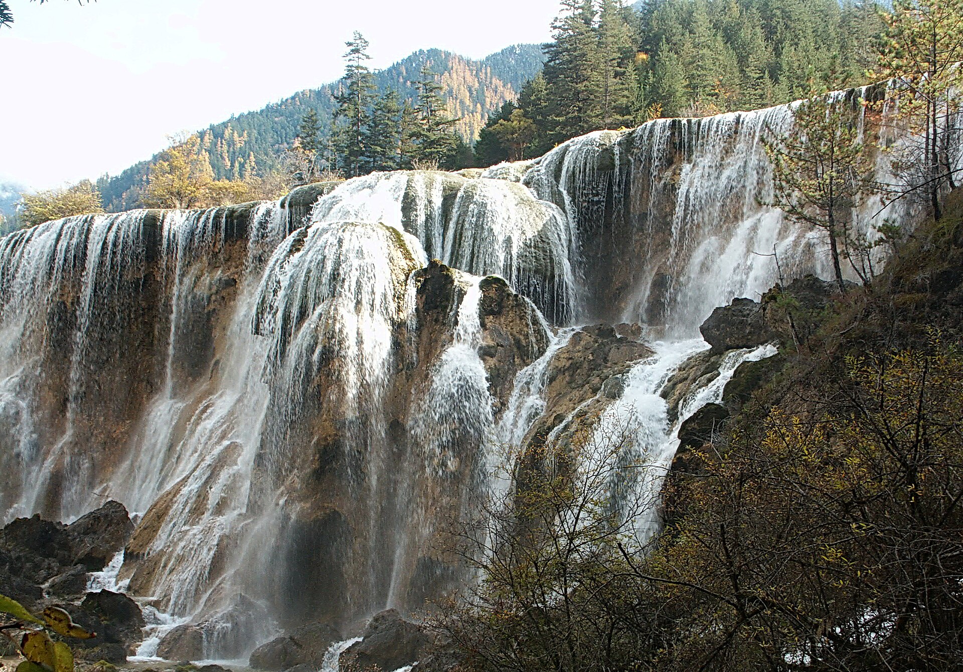 Otra vista del recorrido en Zhangjiajie